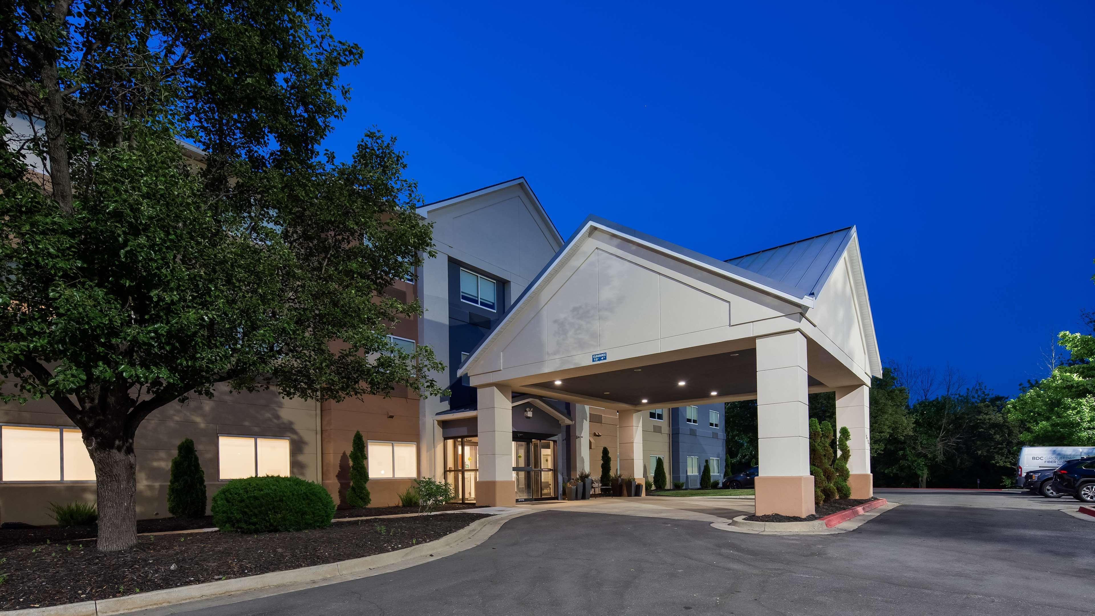 Best Western Independence Kansas City Exterior foto